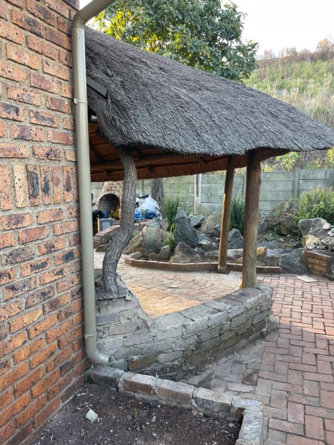 Host Hub Guest House Kempton Park Zewnętrze zdjęcie
