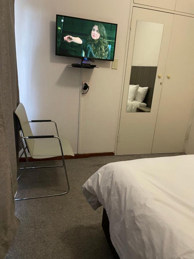 Host Hub Guest House Kempton Park Zewnętrze zdjęcie