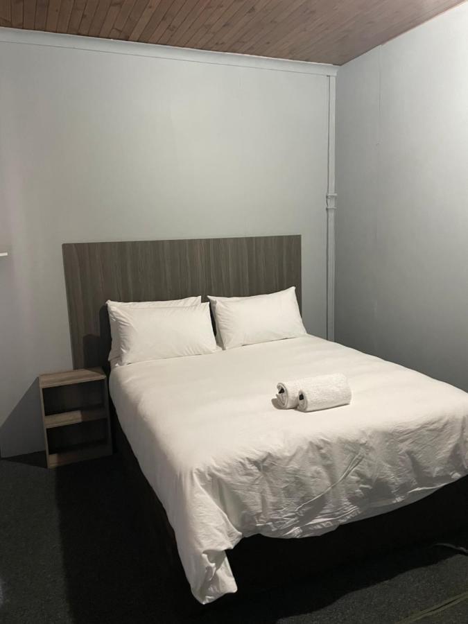 Host Hub Guest House Kempton Park Zewnętrze zdjęcie