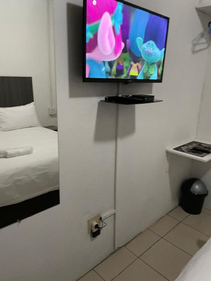 Host Hub Guest House Kempton Park Zewnętrze zdjęcie
