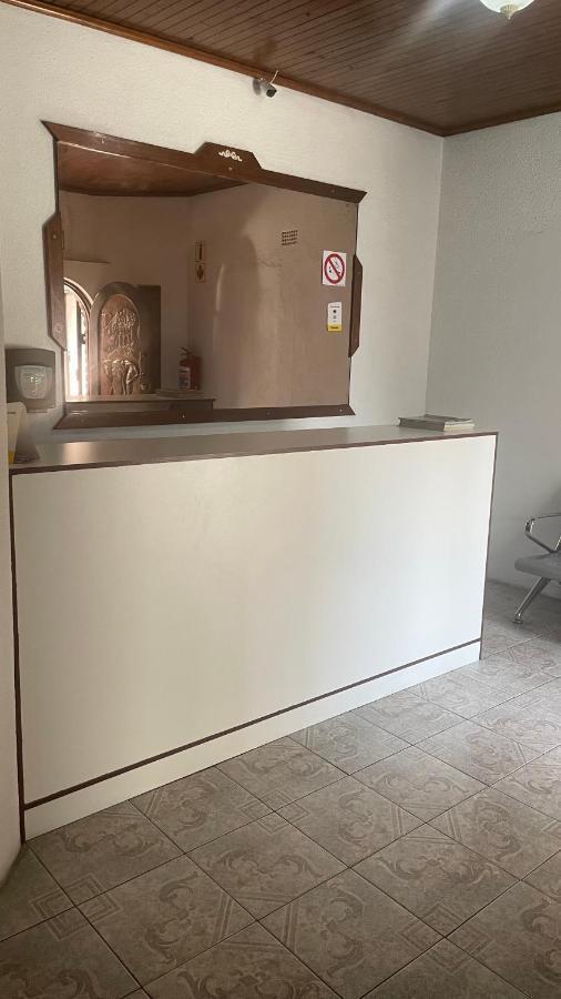 Host Hub Guest House Kempton Park Zewnętrze zdjęcie